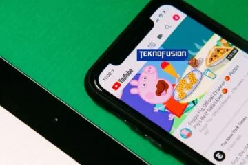 YouTube Tetap Berjalan Saat Buka Aplikasi Lain