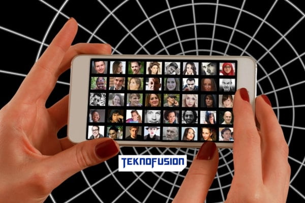 Aplikasi untuk Menyatukan Foto yang Terpisah di HP